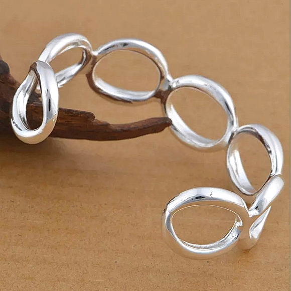Sterling Silver O Design Bangle Cuff Bracelet - Picture 7 of 7